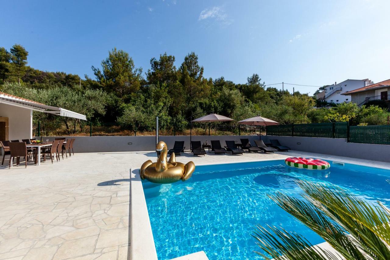 Luxury Villa Aria, Apartment تروغير المظهر الخارجي الصورة